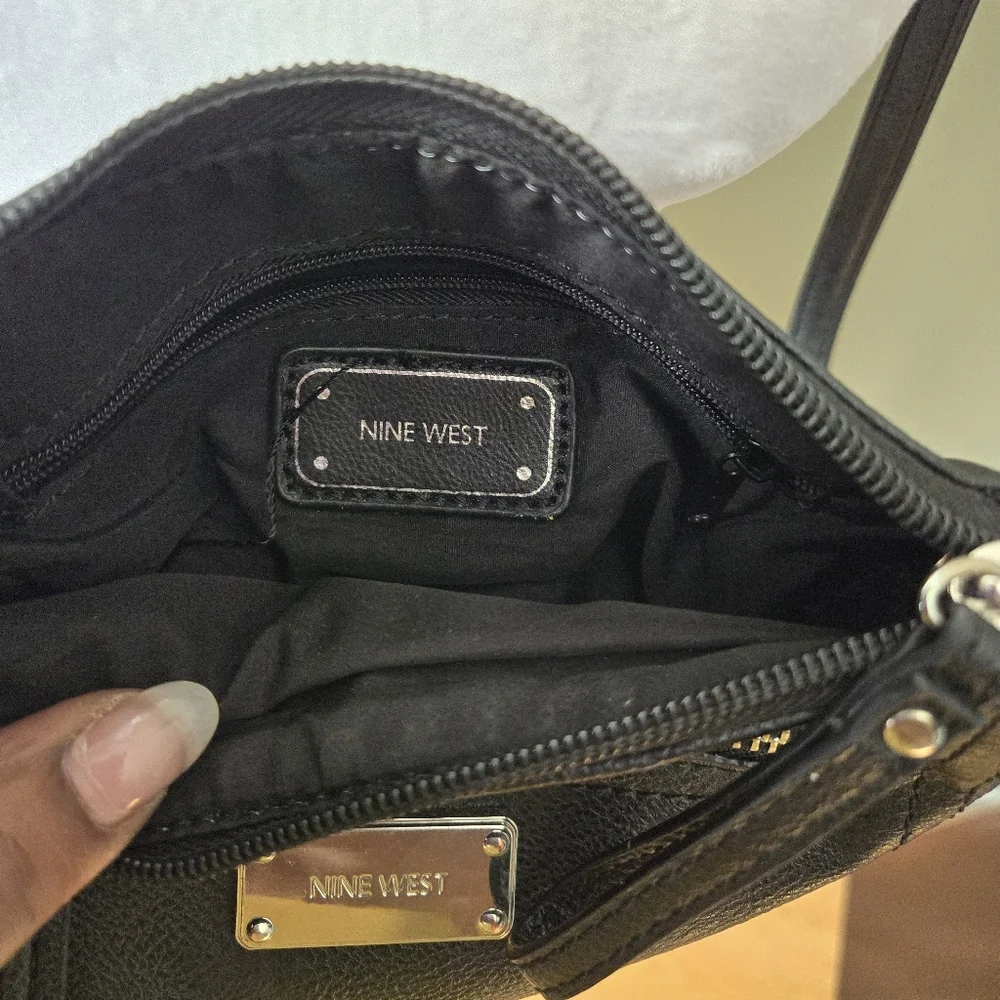 Nine West Crossbody small Black